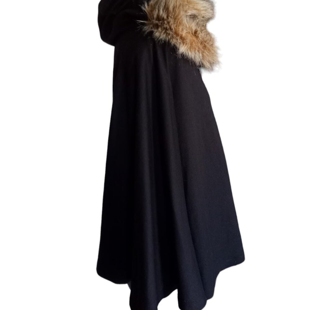 FEVER brand woman's black fur lined cape/poncho, Medium - Picture 2 of 7